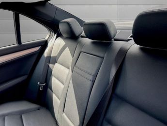 MERCEDES-BENZ C-CLASS 2.1 C220 CDI BlueEfficiency Sport Edition 125 Saloon 4dr Diesel 
