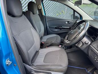RENAULT CAPTUR 1.5 dCi ENERGY Dynamique Nav SUV 5dr Diesel Auto Euro 6 (s/s) (9