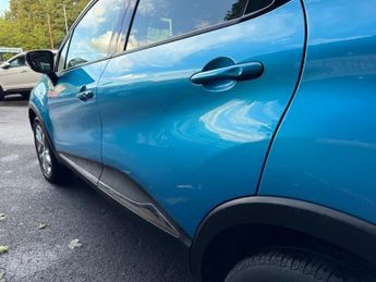 RENAULT CAPTUR 1.5 dCi ENERGY Dynamique Nav SUV 5dr Diesel Auto Euro 6 (s/s) (9