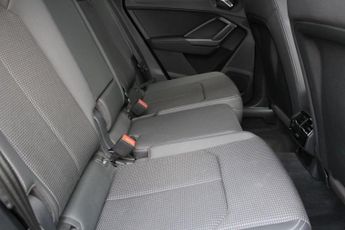 AUDI Q3 2.0 TDI 35 S line SUV 5dr Diesel S Tronic Euro 6 (s/s) (150 ps)