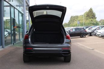 AUDI Q3 2.0 TDI 35 S line SUV 5dr Diesel S Tronic Euro 6 (s/s) (150 ps)