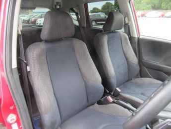 HONDA JAZZ 1.4 i-VTEC ES Hatchback 5dr Petrol CVT Euro 5 (99 ps)