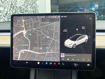TESLA Model 3 (Dual Motor) Long Range Saloon 4dr Electric Auto 4WDE (346 ps)
