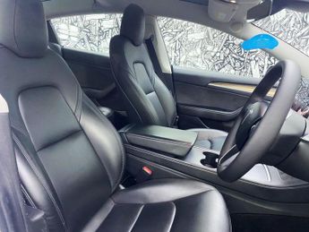 TESLA Model 3 (Dual Motor) Long Range Saloon 4dr Electric Auto 4WDE (346 ps)