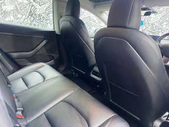 TESLA Model 3 (Dual Motor) Long Range Saloon 4dr Electric Auto 4WDE (346 ps)