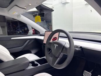 TESLA MODEL Y (Dual Motor) Long Range SUV 5dr Electric Auto 4WDE (384 bhp)