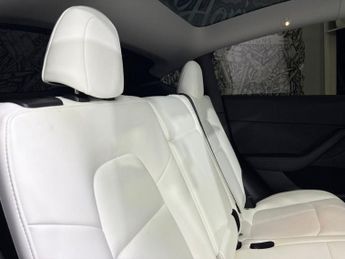 TESLA MODEL Y (Dual Motor) Long Range SUV 5dr Electric Auto 4WDE (384 bhp)