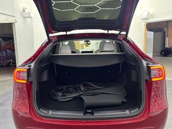 TESLA MODEL Y (Dual Motor) Long Range SUV 5dr Electric Auto 4WDE (384 bhp)