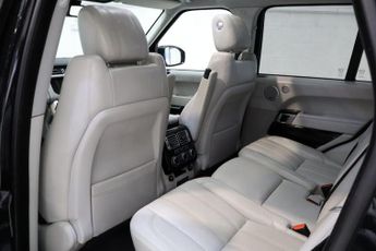 LAND ROVER RANGE ROVER 3.0 TD V6 Vogue SUV 5dr Diesel Auto 4WD Euro 6 (s/s) (258 ps)