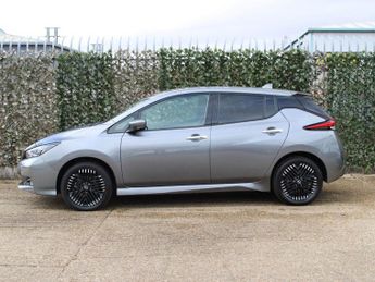 NISSAN LEAF 59kWh e+ N-Connecta Hatchback 5dr Electric Auto (217 ps)