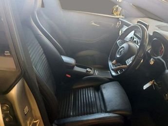 MERCEDES-BENZ CLA 2.1 CLA220d AMG Line Coupe 4dr Diesel 7G-DCT Euro 6 (s/s) (177 p