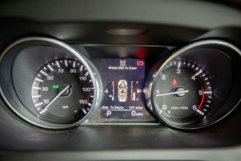 LAND ROVER DISCOVERY SPORT 2.0 TD4 HSE SUV 5dr Diesel Auto 4WD Euro 6 (s/s) (180 ps)