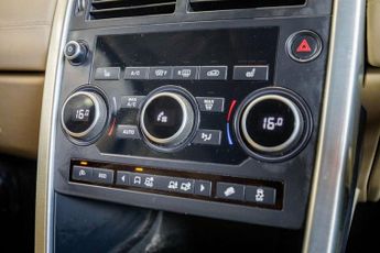 LAND ROVER DISCOVERY SPORT 2.0 TD4 HSE SUV 5dr Diesel Auto 4WD Euro 6 (s/s) (180 ps)