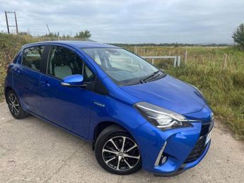 Toyota Yaris 1.5 VVT-h Icon Tech Hatchback 5dr Petrol Hybrid E-CVT Euro 6 (s/