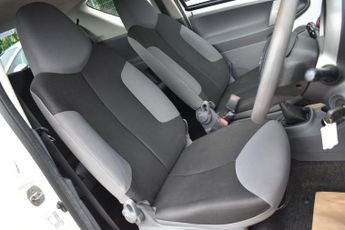 CITROEN C1 1.0i VTR Hatchback 3dr Petrol Manual Euro 5 (68 ps)