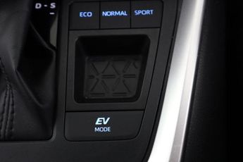 TOYOTA RAV4 2.5 VVT-h Design CVT Euro 6 (s/s) 5dr