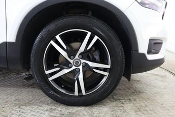 VOLVO XC40 2.0 D3 R-Design Auto Euro 6 (s/s) 5dr