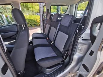 FIAT DOBLO 1.6 MultiJetII Maxi Tecnico Combi Van Double Cab 6dr Diesel Manu