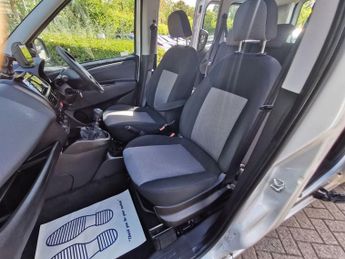 FIAT DOBLO 1.6 MultiJetII Maxi Tecnico Combi Van Double Cab 6dr Diesel Manu