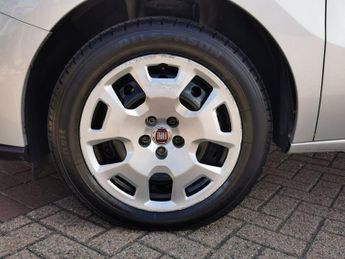 FIAT DOBLO 1.6 MultiJetII Maxi Tecnico Combi Van Double Cab 6dr Diesel Manu