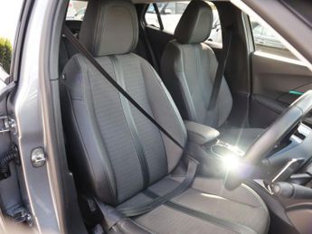 PEUGEOT 2008 1.2 PureTech Allure SUV 5dr Petrol EAT Euro 6 (s/s) (130 ps)