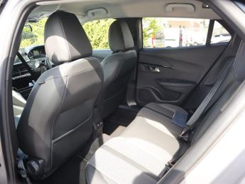 PEUGEOT 2008 1.2 PureTech Allure SUV 5dr Petrol EAT Euro 6 (s/s) (130 ps)