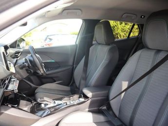 PEUGEOT 2008 1.2 PureTech Allure SUV 5dr Petrol EAT Euro 6 (s/s) (130 ps)