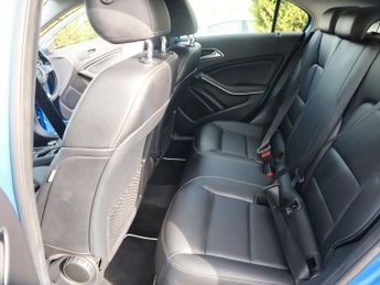 MERCEDES-BENZ A-CLASS 1.5 A180d Sport Hatchback 5dr Diesel 7G-DCT Euro 6 (s/s) (109 ps