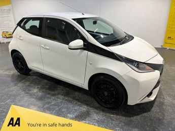 Toyota AYGO 1.0 VVT-i x-play Hatchback 5dr Petrol Manual Euro 5 Euro 5 (68 p