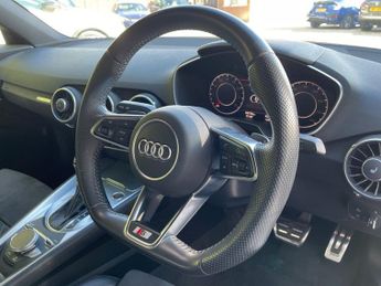 AUDI TT 2.0 TFSI 40 S line Coupe 3dr Petrol S Tronic Euro 6 (s/s)