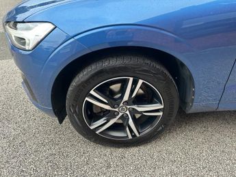 VOLVO XC60 2.0 D4 R-Design SUV 5dr Diesel Auto AWD Euro 6 (s/s) (190 ps)
