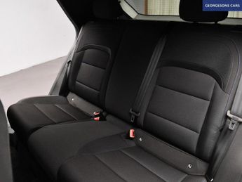 MG MG 4 51kWh SE Hatchback 5dr Electric Auto (170 ps)