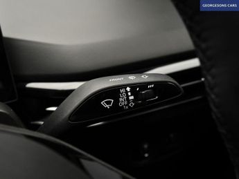MG MG 4 51kWh SE Hatchback 5dr Electric Auto (170 ps)