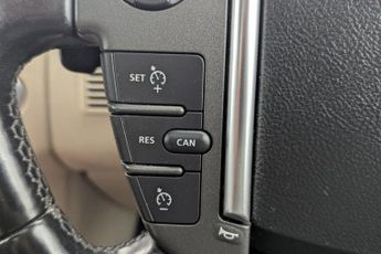 LAND ROVER DISCOVERY 4 3.0 SD V6 HSE SUV 5dr Diesel Auto 4WD Euro 6 (s/s) (256 bhp)