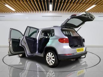 VOLKSWAGEN TIGUAN 2.0 TDI BlueMotion Tech Match SUV 5dr Diesel DSG 4WD Euro 6 (s/s
