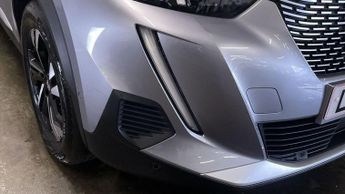 PEUGEOT E-2008 50kWh GT SUV 5dr Electric Auto (7kW Charger) (136 ps)