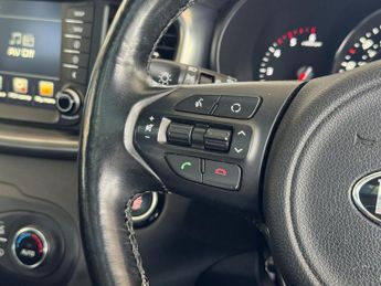 KIA SORENTO 2.2 CRDi KX-3 SUV 5dr Diesel Auto AWD Euro 6 (197 bhp)