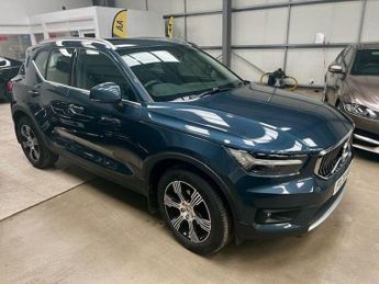 VOLVO XC40 1.5 T3 Inscription SUV 5dr Petrol Auto Euro 6 (s/s) (163 ps)