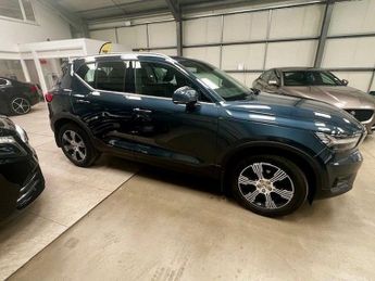 VOLVO XC40 1.5 T3 Inscription SUV 5dr Petrol Auto Euro 6 (s/s) (163 ps)