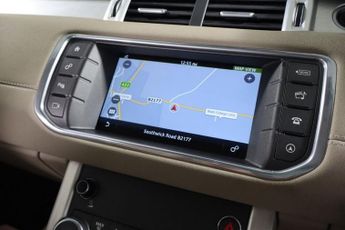 LAND ROVER RANGE ROVER EVOQUE 2.0 TD4 SE Tech SUV 5dr Diesel Auto 4WD Euro 6 (s/s) (180 ps)