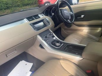 LAND ROVER RANGE ROVER EVOQUE 2.0 TD4 SE Tech SUV 5dr Diesel Auto 4WD Euro 6 (s/s) (180 ps)