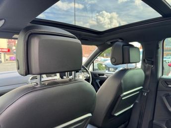 VOLKSWAGEN TIGUAN 2.0 TDI R-Line SUV 5dr Diesel DSG 4Motion Euro 6 (s/s) (150 ps)