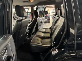 LAND ROVER DISCOVERY 4 3.0 SD V6 XS SUV 5dr Diesel Auto 4WD Euro 5 (255 bhp)