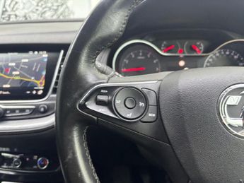 VAUXHALL GRANDLAND X 1.2 Turbo SRi Nav SUV 5dr Petrol Manual Euro 6 (s/s) (130 ps)