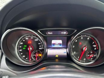 MERCEDES-BENZ 180 1.6 GLA200 SE SUV 5dr Petrol Manual Euro 6 (s/s) (156 ps)