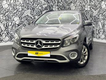 MERCEDES-BENZ 180 1.6 GLA200 SE SUV 5dr Petrol Manual Euro 6 (s/s) (156 ps)