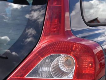 VOLVO C30 1.6D DRIVe S Coupe 2dr Diesel Manual (s/s) (104 g/km, 108 bhp)