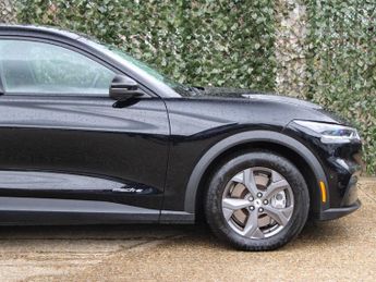 FORD MUSTANG MACH-E Standard Range 70kWh SUV 5dr Electric Automatic (269 ps)