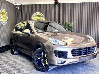 Porsche Cayenne 3.0 V6 E-Hybrid S SUV 5dr Petrol Plug-in Hybrid TiptronicS 4WD E