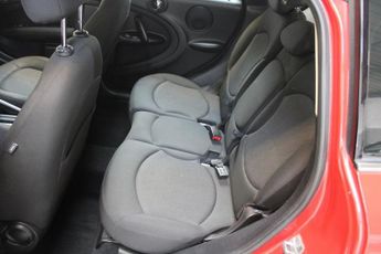MINI COUNTRYMAN 2.0 Cooper D SUV 5dr Diesel Auto ALL4 Euro 5 (112 ps)